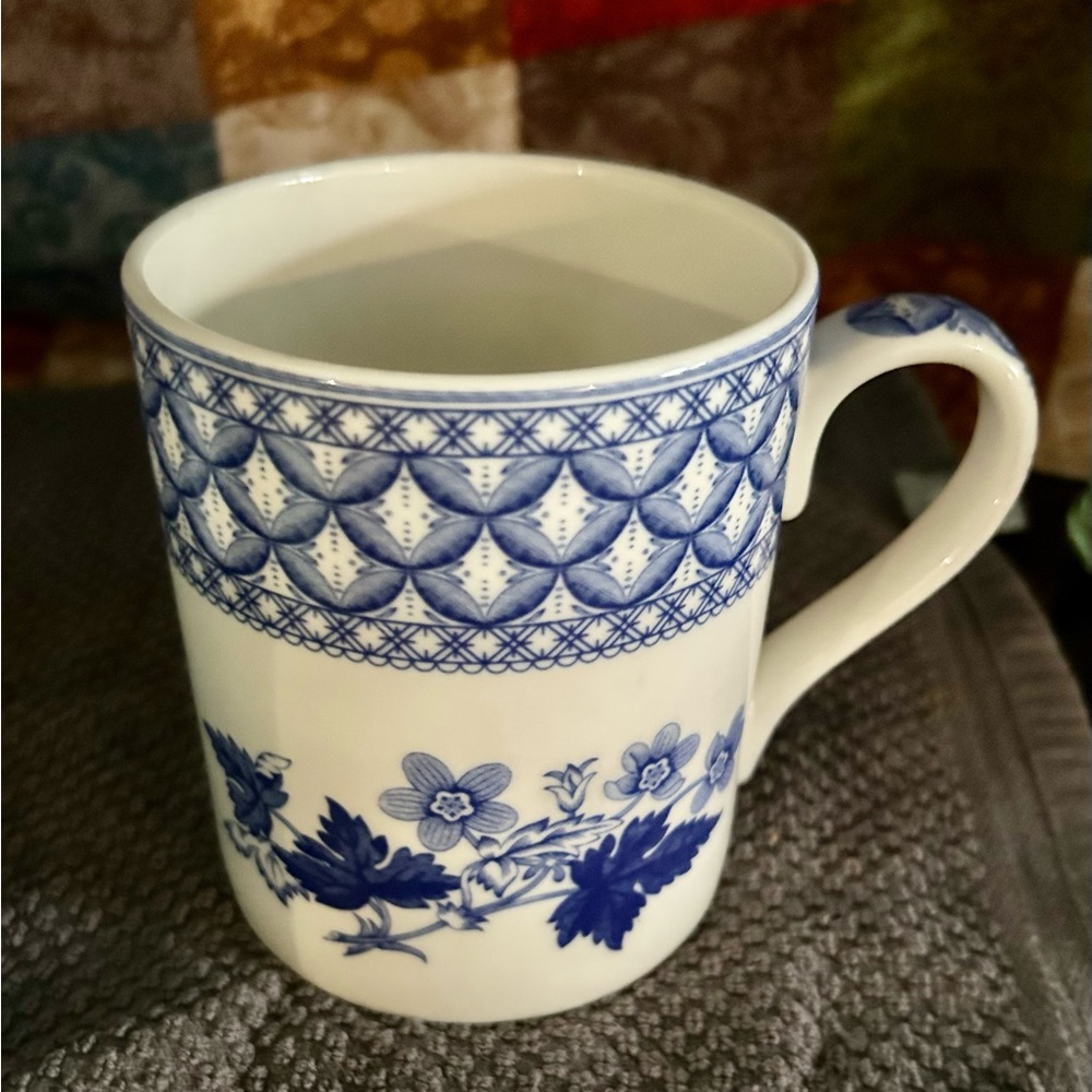 Spode Blue Room Geranium Mug